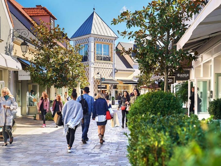 Mai Linh - Tiam Conciergerie-Disney-Villiers Sur Marne Centre Ville Exteriör bild